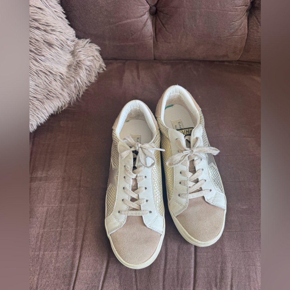 Vintage Havana Women's Sneakers in Cream and Tan
